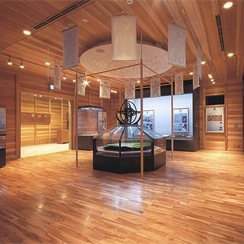 杭州別墅花園木結(jié)構(gòu)景觀2